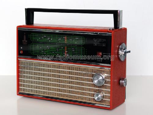 VEF 202; VEF Radio Works (ID = 836106) Radio