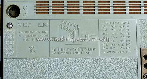 VEF 204; VEF Radio Works (ID = 213279) Radio