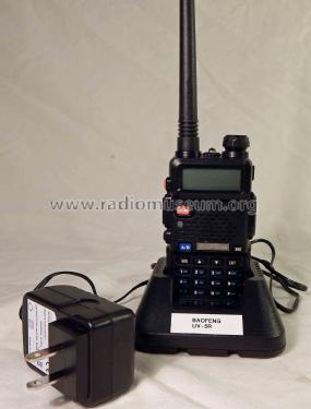 VHF/UHF Handheld Transceiver Baofeng UV-5R; Fujian Baofeng (ID = 1827937) Amat TRX