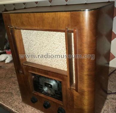 Five Valve All Wave Superhet 277; Vidor Ltd.; Erith (ID = 2064589) Radio