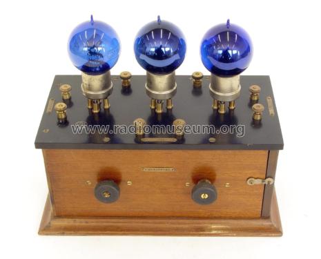 Amplificateur BF 303; Vitus et Hardy V-H; (ID = 2073859) mod-pre26