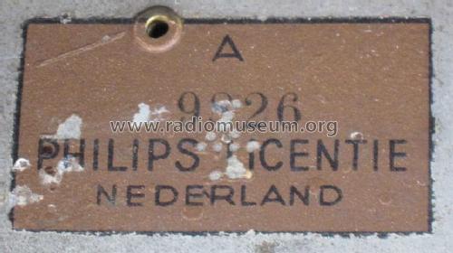 213; Waldorp, N.V. Ned. (ID = 1103842) Radio