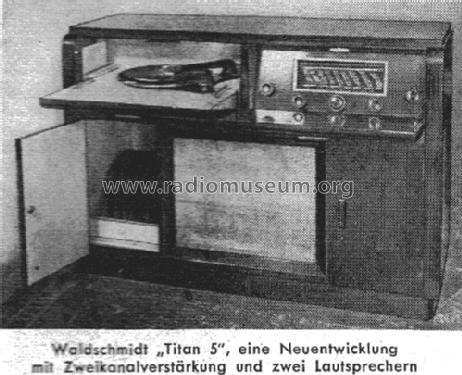 Titan 5; Waldschmidt (ID = 905895) Radio