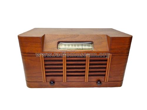 Troubador 2-565 Ch= 2-56; Warwick Mfg. Corp., (ID = 2778881) Radio