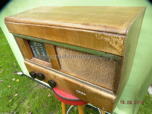 657B; Wega, (ID = 1715979) Radio