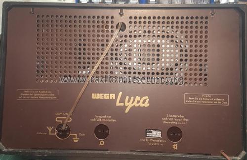 Lyra 3D 1069; Wega, (ID = 3075938) Radio