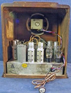 Series 7D; Wells-Gardner & Co.; (ID = 923617) Radio