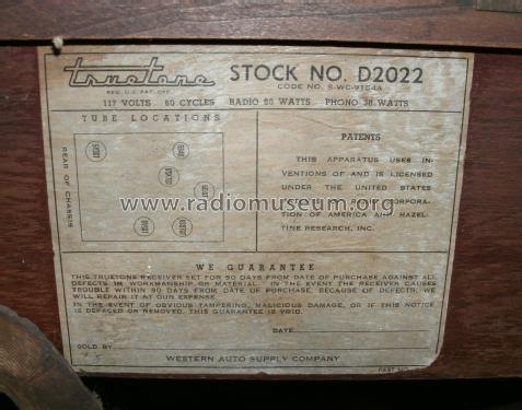 D2022 ; Western Auto Supply (ID = 1561098) Radio