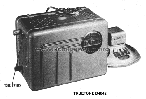 Truetone D4842 Fact.#26C21-81; Western Auto Supply (ID = 1429270) Car Radio