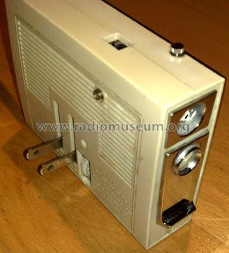 Escort - 8 Transistor RS21P08A; Westinghouse El. & (ID = 516112) Radio