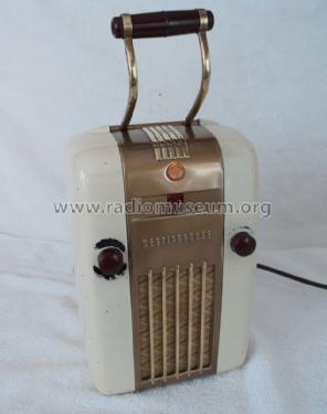 H-134; Westinghouse El. & (ID = 1467368) Radio