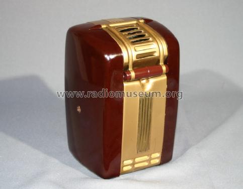 'Little Jewel' 'Refrigerator' H127 ; maroon; Westinghouse El. & (ID = 1663617) Radio