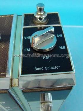 Fifteen Transistor Multiband RPM5020A ; Westinghouse El. & (ID = 1481009) Radio