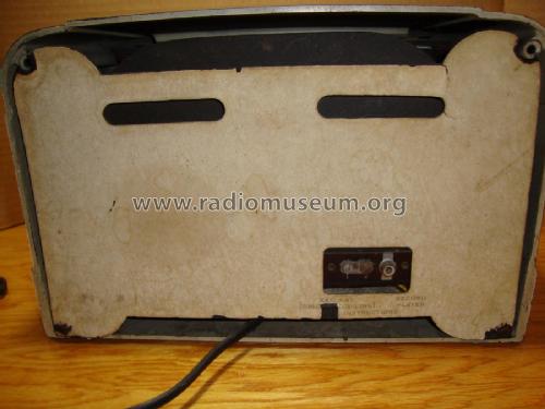 WR12X11; Westinghouse El. & (ID = 2851658) Radio