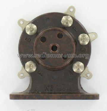 4 or 5 Pin Universal Valve Holder ; Whiteley Electrical (ID = 1445613) Radio part