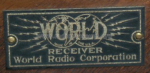 World De Luxe D5; World Radio Corp.; (ID = 1036318) Radio