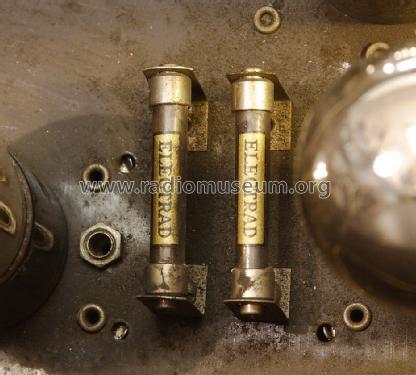 Table Model Resistance Coupled Model Nine ; Wurlitzer Co., The (ID = 1353738) Radio