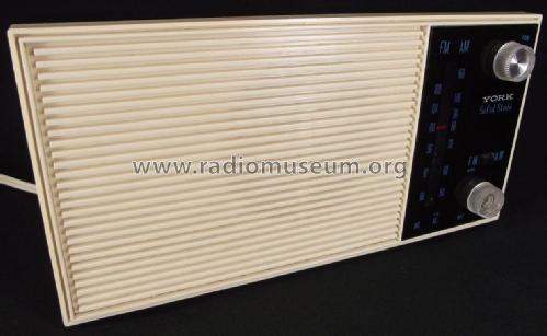 AM FM Solid State TT-85 ; York New York (ID = 2374075) Radio