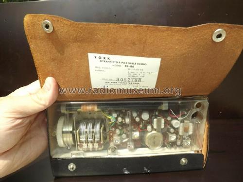 York Eight Transistor High Sensitivity TR-86; York New York (ID = 2399546) Radio