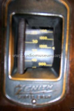 122; Zenith Radio Corp.; (ID = 897694) Radio