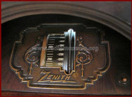 42; Zenith Radio Corp.; (ID = 188104) Radio