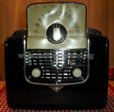 4G903Y The Tip-Top Holiday Ch=4F40; Zenith Radio Corp.; (ID = 1360154) Radio