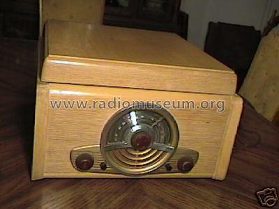 6R886Z Ch=6E02Z; Zenith Radio Corp.; (ID = 101883) Radio