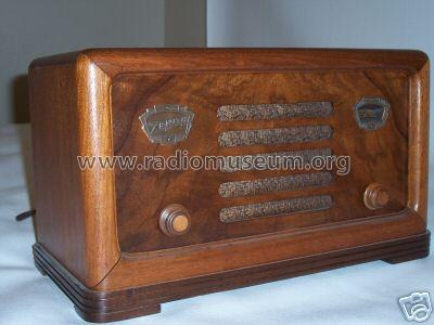 706 Ch= 2052; Zenith Radio Corp.; (ID = 129389) Radio