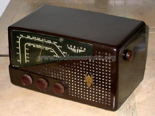 7H822Z Triumph Ch= 7E02Z Radio Zenith Radio Corp.; Chicago, IL, build ...