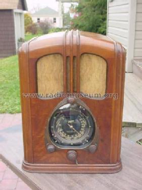 7-J-232T 'Waltons' Ch=5711T; Zenith Radio Corp.; (ID = 265725) Radio