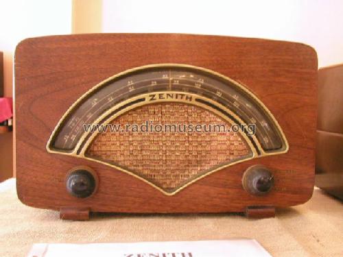 8H034 Ch= 8C01; Zenith Radio Corp.; (ID = 813954) Radio