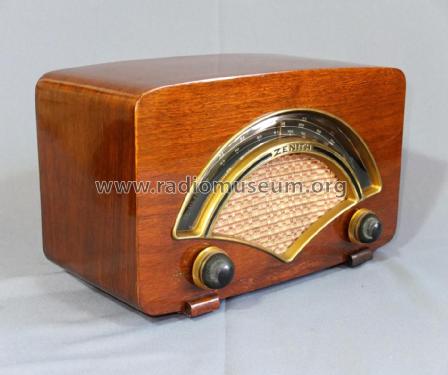 8H034 Ch= 8C01; Zenith Radio Corp.; (ID = 1816603) Radio