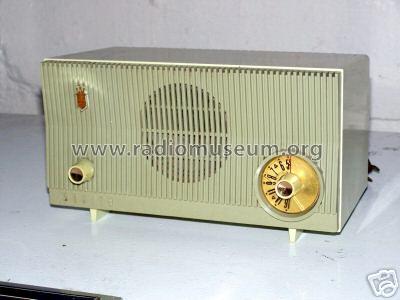 B509F 'The Ascot' Ch= 5B11; Zenith Radio Corp.; (ID = 118758) Radio