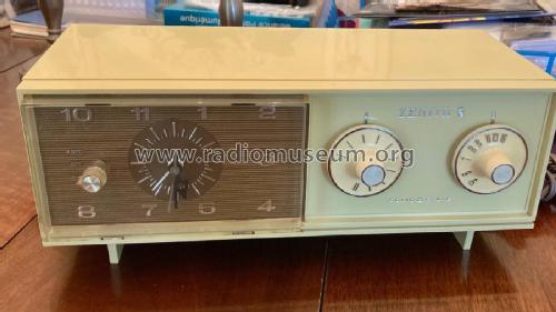 E258P ; Zenith Radio Corp.; (ID = 3034471) Radio