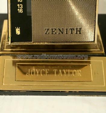 Desk Set Clock Radio Ch= 8YT56Z9; Zenith Radio Corp.; (ID = 2474542) Radio