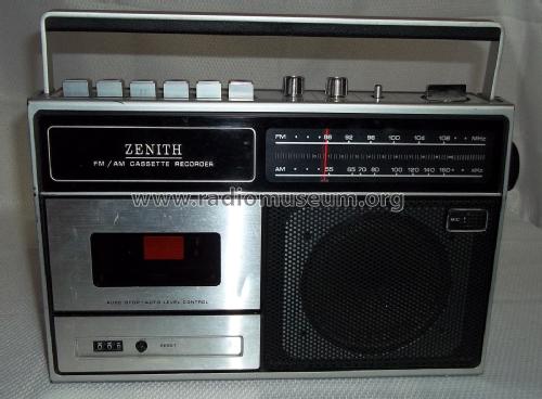 R90 FM/AM Cassette Recorder ; Zenith Radio Corp.; (ID = 2710990) Radio