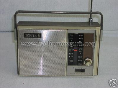 Royal 45 ; Zenith Radio Corp.; (ID = 503469) Radio