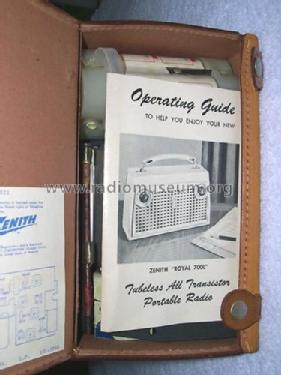 Royal 700L Ch= 7AT43; Zenith Radio Corp.; (ID = 1069464) Radio