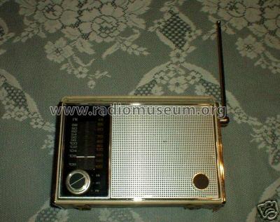 Royal 820 The Symphony Ch= 9LT42Z8; Zenith Radio Corp.; (ID = 124279) Radio