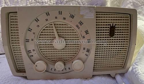 Y723 Ch= 7Y04; Zenith Radio Corp.; (ID = 2612468) Radio