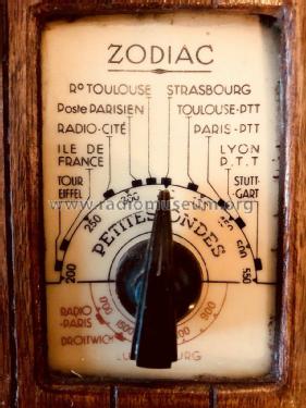 Inconnu - Unknown 1 ; Zodiac-Radio; Paris (ID = 2358933) Radio