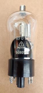 Einweg- Hochspannungsgleichrichter vom Typ RFG5, Vorderseite.