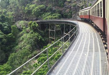 Australia: Kuranda Scenic Railway in 4870 Cairns