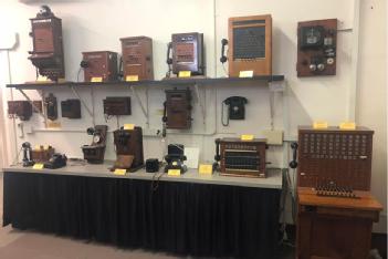 Australia: Queensland Telecommunications Museum - Telstra Museum en 4010 Clayfield