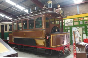 Australia: Sydney Tramway Museum - South Pacific Electric Railway in 2232 Sydney