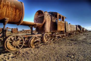 Bolivia: Cementerio de los Trenes - Cemetery of Trains - Eisenbahnfriedhof Uyuni in Uyuni