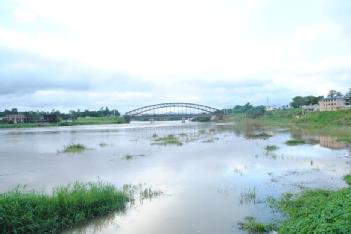 Cameroon: Pont allemand d'Édéa - Brücke von Edea in Edéa