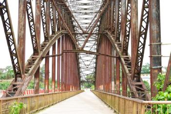 Cameroon: Pont allemand d'Édéa - Brücke von Edea in Edéa