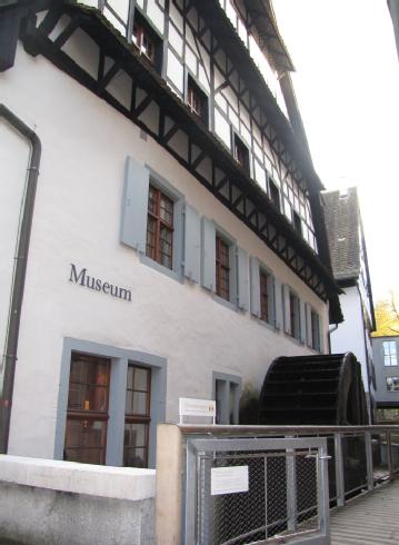 Suisse: Basler Papiermühle - Schweizerisches Museum für Papier, Schrift und Druck à 4052 Basel