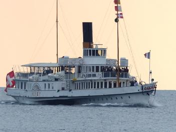 Switzerland: Belle Epoque - Schaufelradschiff VEVEY in 1006 Lausanne